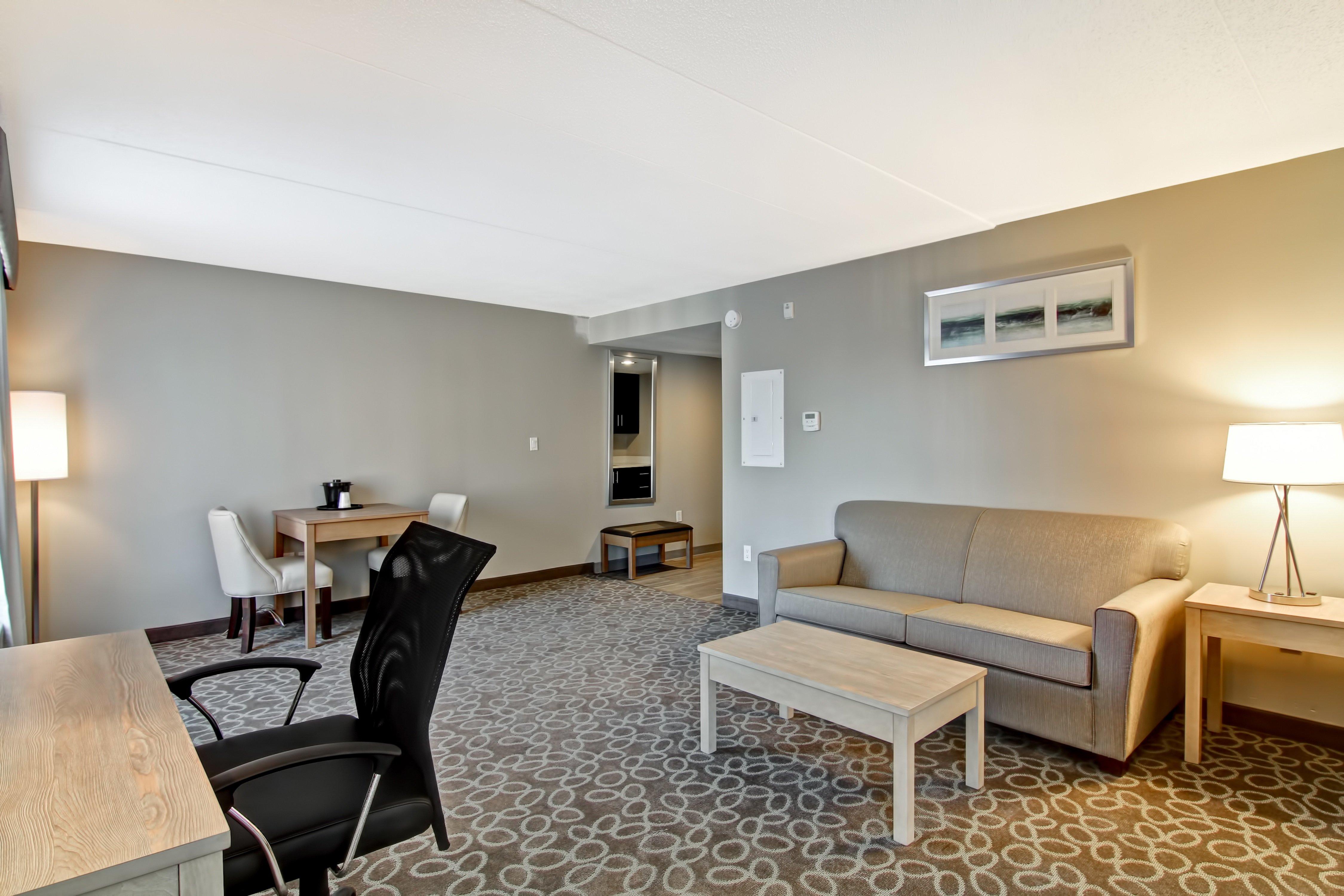 Holiday Inn Express & Suites Oshawa Downtown - Toronto Area By Ihg Esterno foto